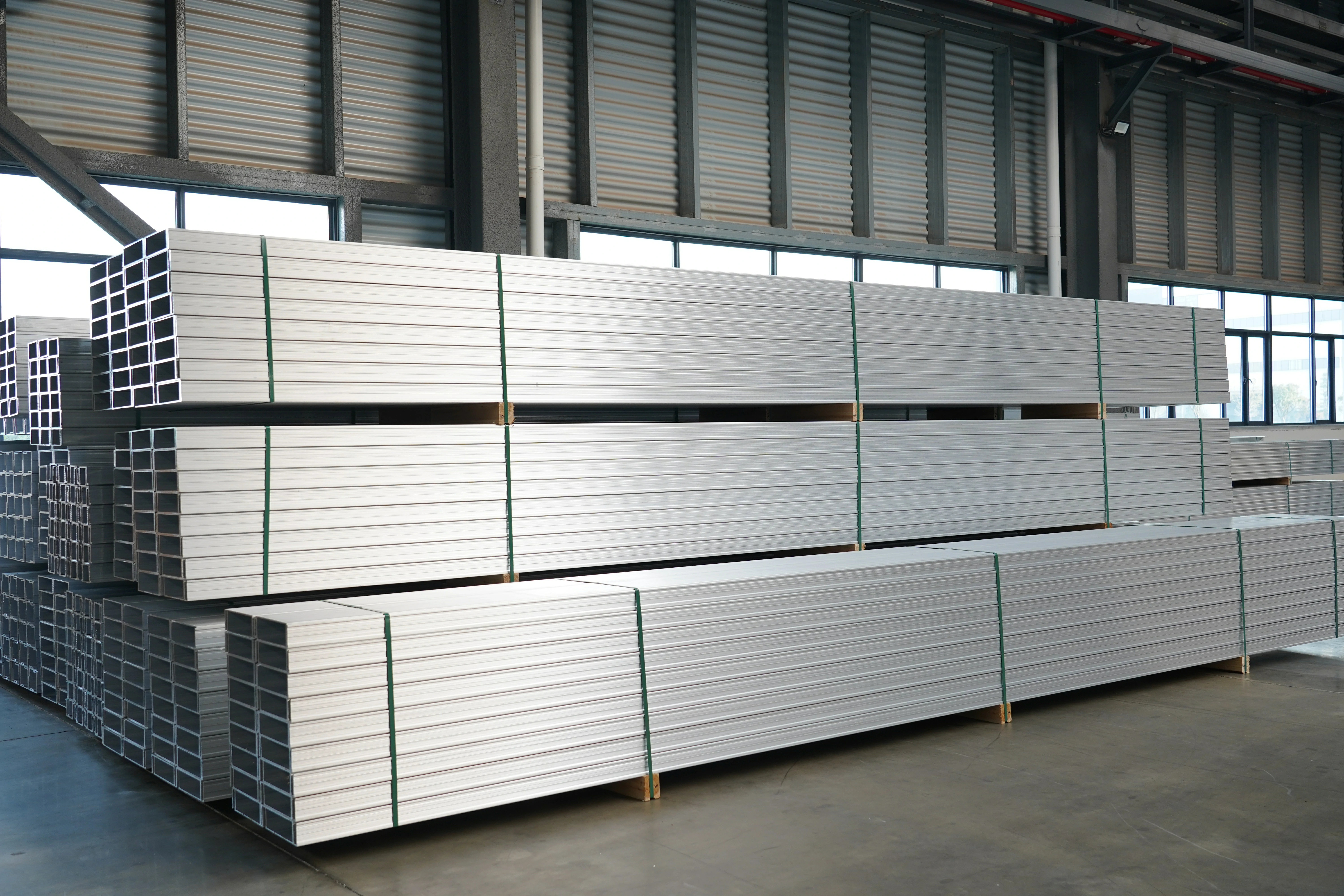 ¿Se pueden reutilizar los encofrados de aluminio usados ​​en otro proyecto? Cómo el diseño de paneles secundarios reduce las compras de paneles nuevos